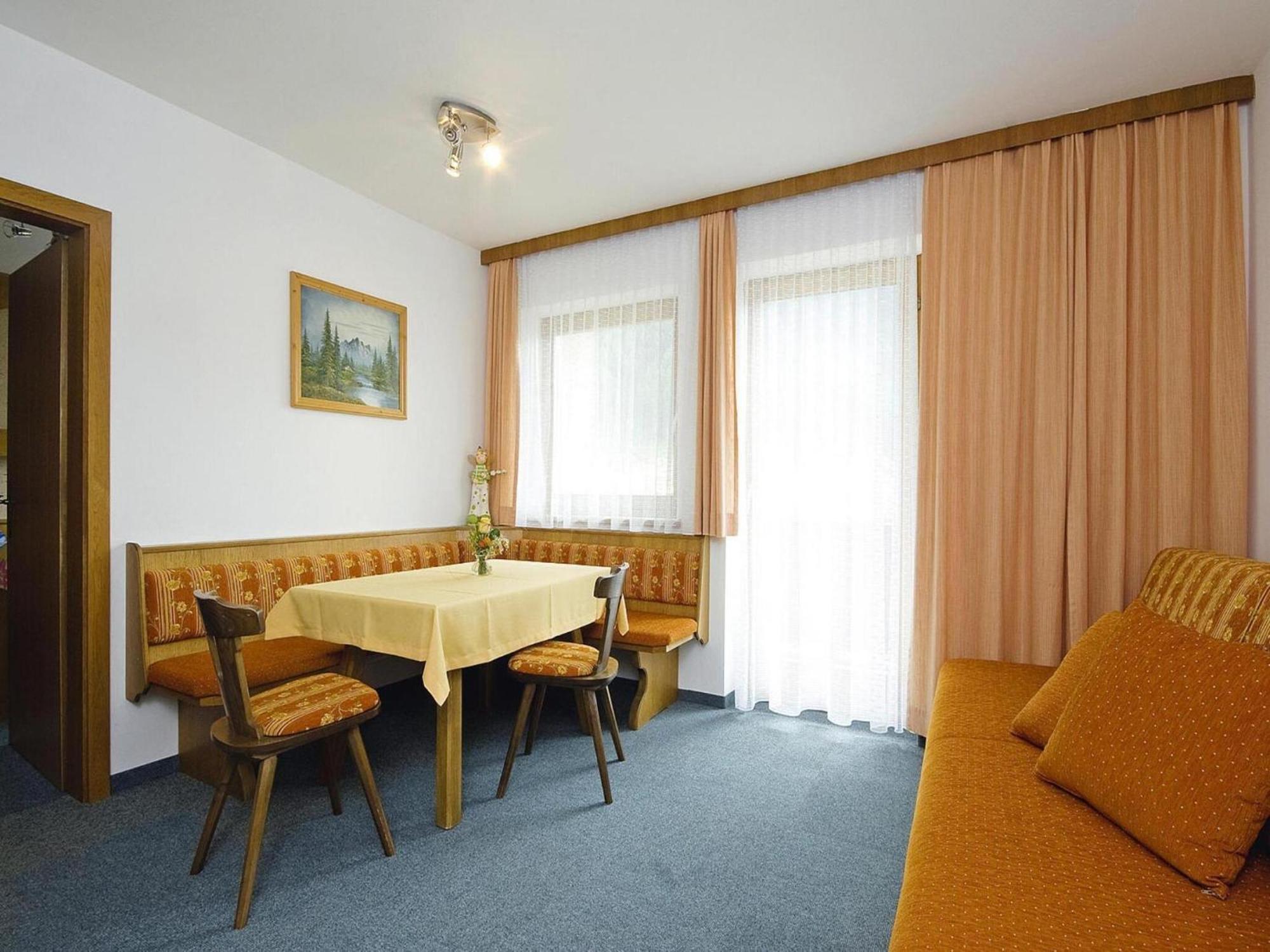 Flat With Sep Entrance On Ground Floor In Neustift Διαμέρισμα Neustift im Stubaital Εξωτερικό φωτογραφία